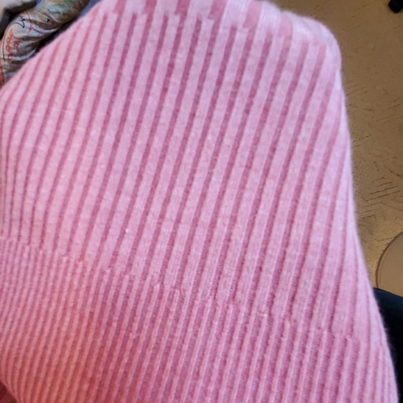 Off the shoulder top - Picture 4 of 5